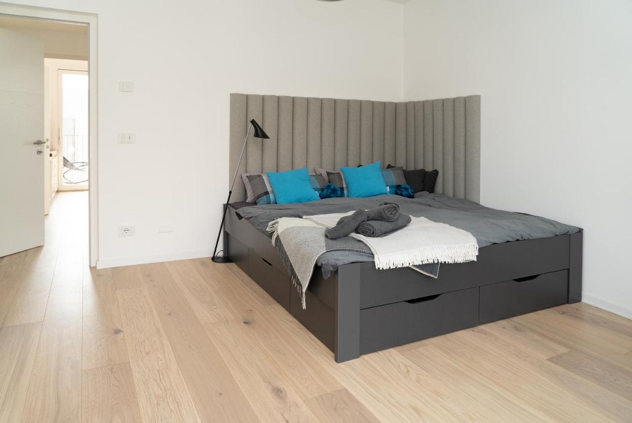 Serviced Apartments By Hotel De Charme Laveno Εξωτερικό φωτογραφία