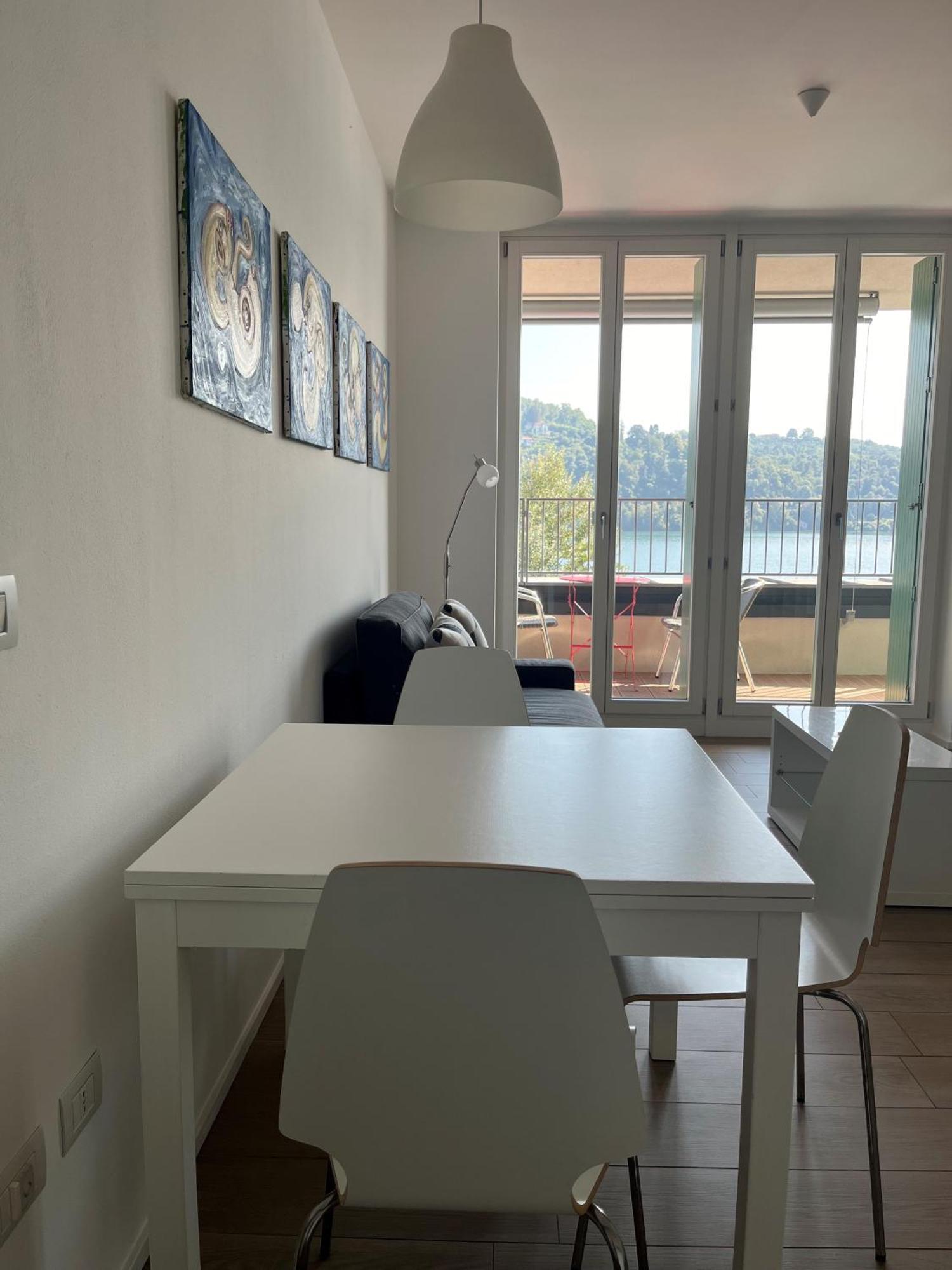 Serviced Apartments By Hotel De Charme Laveno Εξωτερικό φωτογραφία
